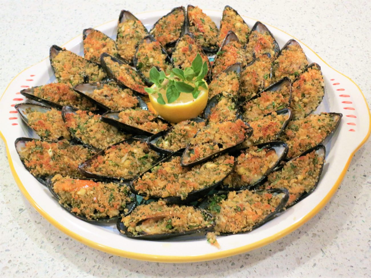Stuffed mussels | Cozze gratinate alla Siciliana