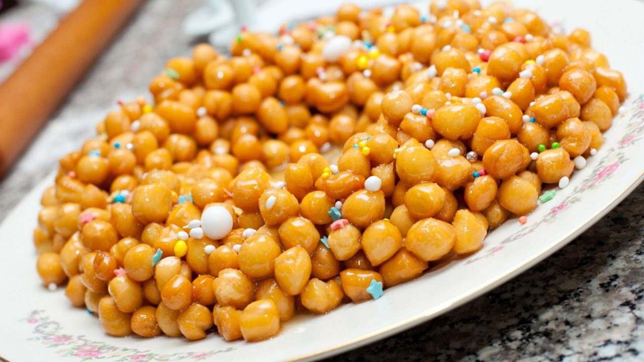 Sicilian Pignolata