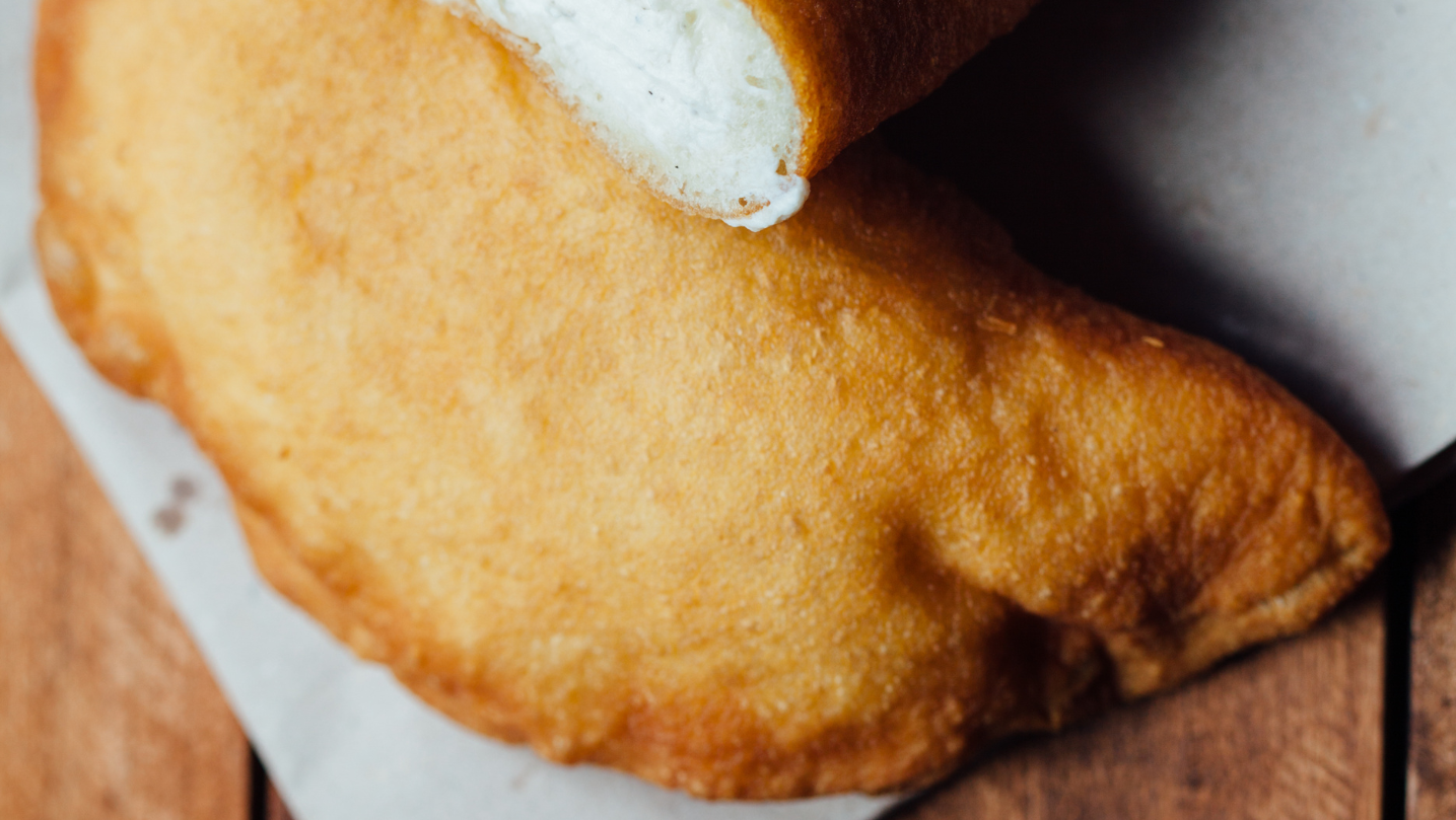 La Siciliana (Fried Pizza) - Sicilian Food Culture